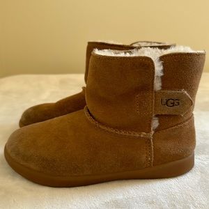 Toddler girl size 12 UGG